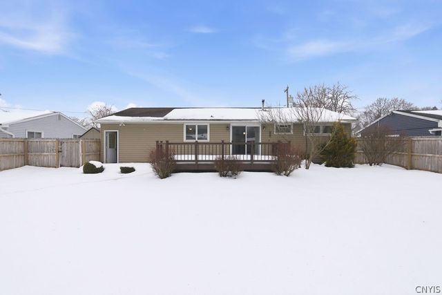 117 Saslon Park Drive, Salina, NY 13088