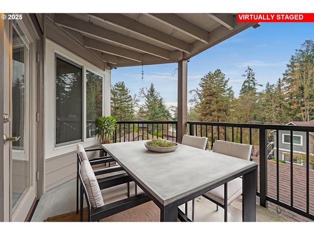 20030 MARIGOLD Ct 15, West Linn, OR 97068