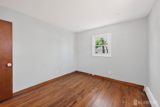 153 8th Street, Piscataway, NJ 08854