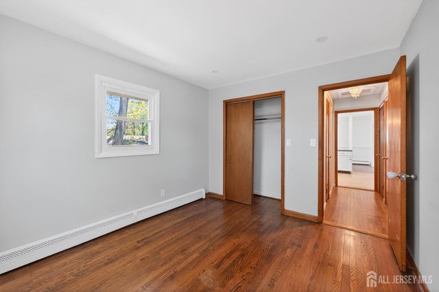 153 8th Street, Piscataway, NJ 08854