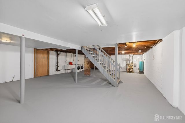 153 8th Street, Piscataway, NJ 08854