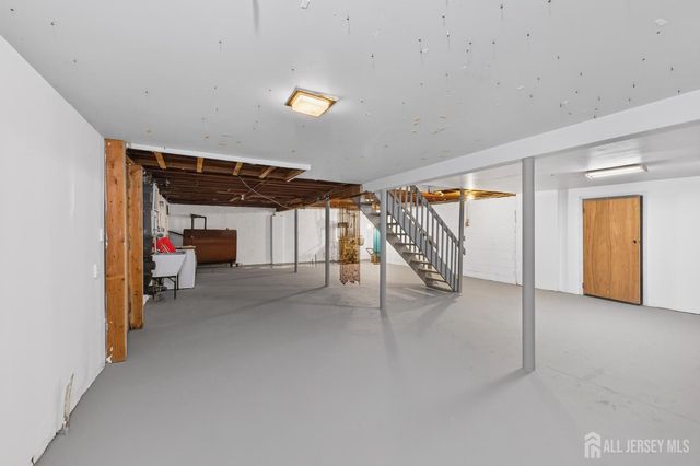 153 8th Street, Piscataway, NJ 08854