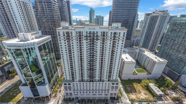 999 SW 1st Ave 2009, Miami, FL 33130
