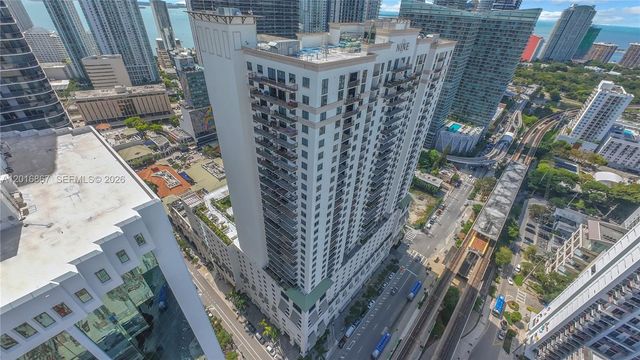 999 SW 1st Ave 2009, Miami, FL 33130