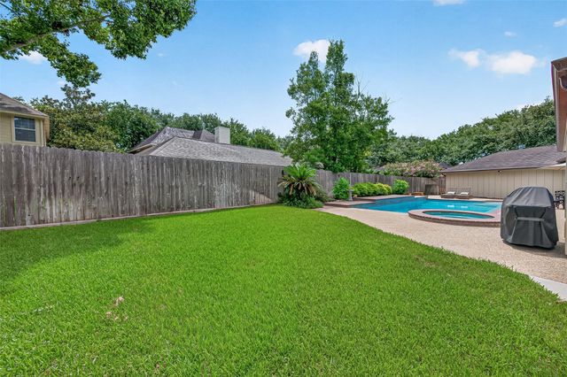 2326 Pleasant Shade Court, Richmond, TX 77406