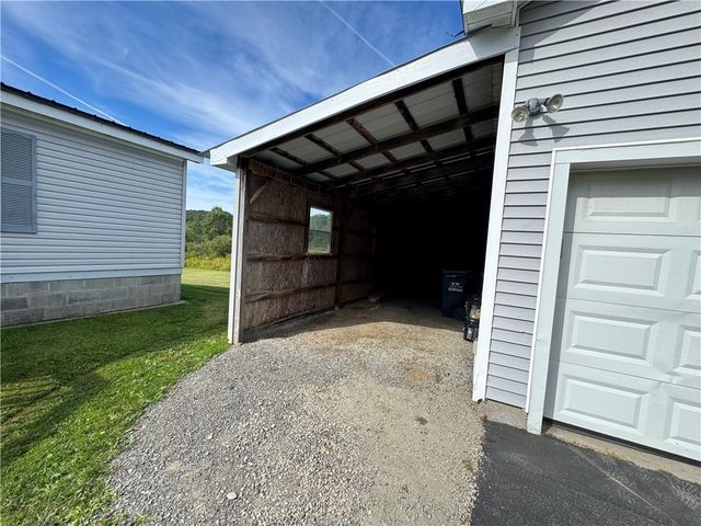 324 Ellis Road, Morris, NY 13796