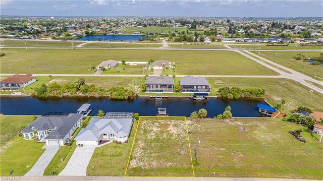 1217 NW 33rd AVE, Cape Coral, FL 33993