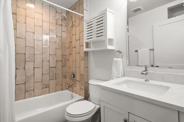 6102 Bullard DR B, Austin, TX 78757