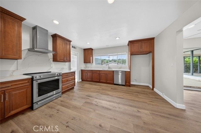 10346 Siesta Drive, Sunland (los Angeles), CA 91040