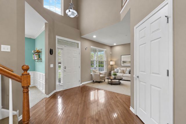 11861 Davis Lane, Huntley, IL 60142