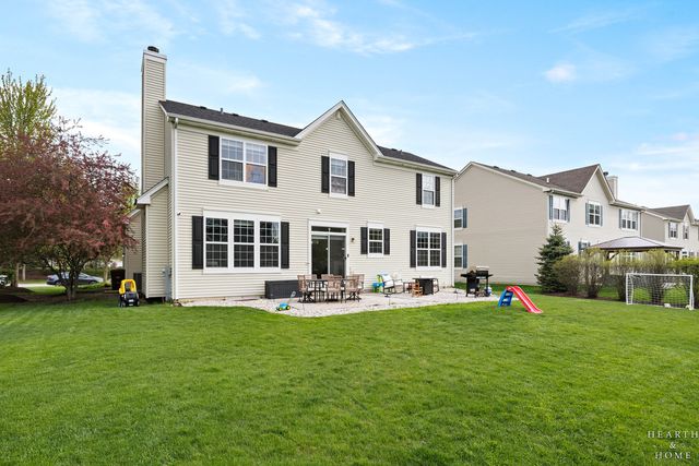 11861 Davis Lane, Huntley, IL 60142