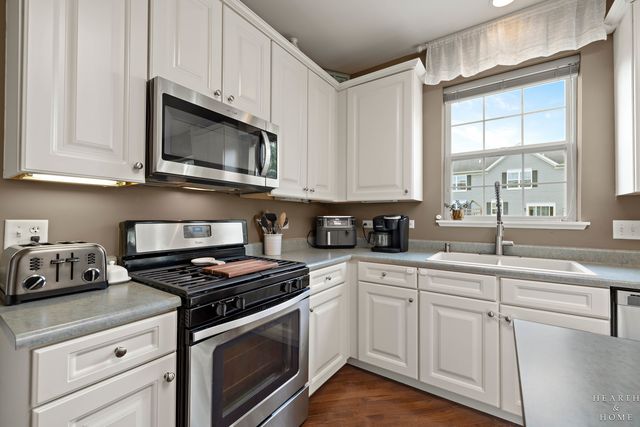 11861 Davis Lane, Huntley, IL 60142