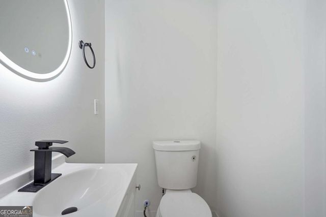 810 Winnbrook Drive, Dacula, GA 30019