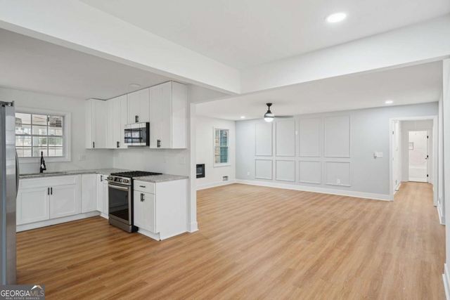 810 Winnbrook Drive, Dacula, GA 30019