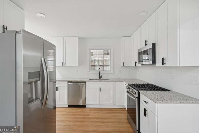 810 Winnbrook Drive, Dacula, GA 30019