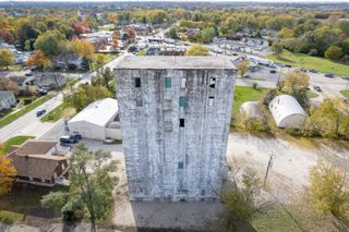 14727 S Naperville Road, Plainfield, IL 60544