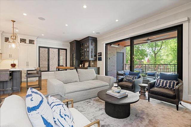2207 N Orchard Street 1, Chicago, IL 60614