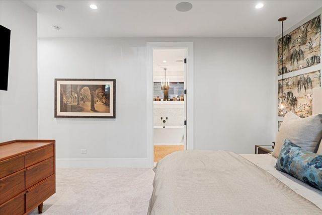 2207 N Orchard Street 1, Chicago, IL 60614