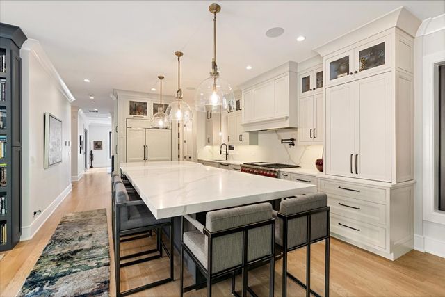 2207 N Orchard Street 1, Chicago, IL 60614