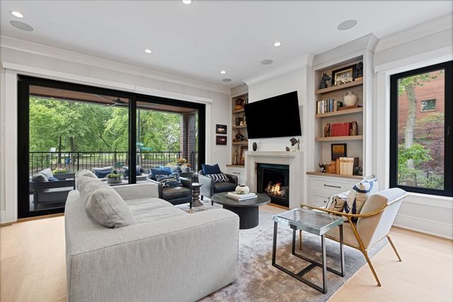 2207 N Orchard Street 1, Chicago, IL 60614