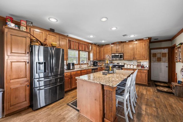 3518 Oil Field Road, Bellville, TX 77418