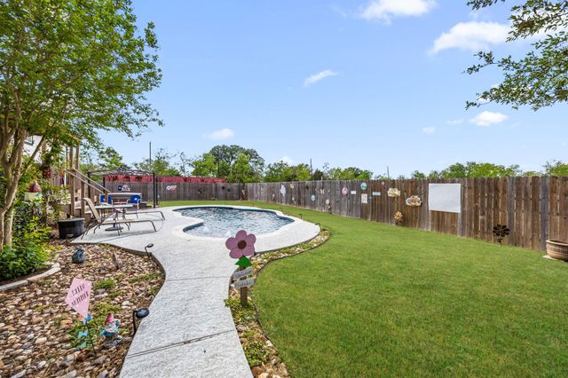 3518 Oil Field Road, Bellville, TX 77418