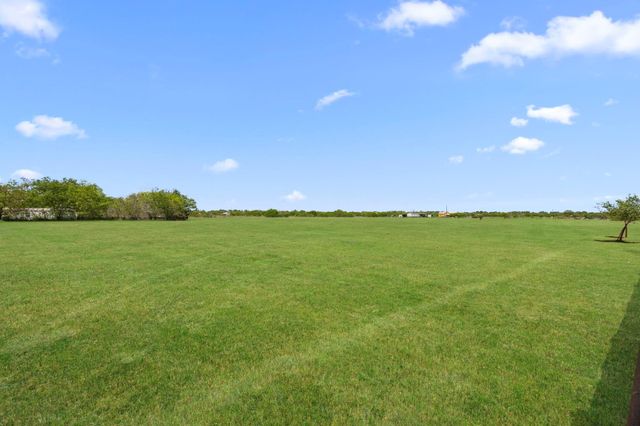 3518 Oil Field Road, Bellville, TX 77418