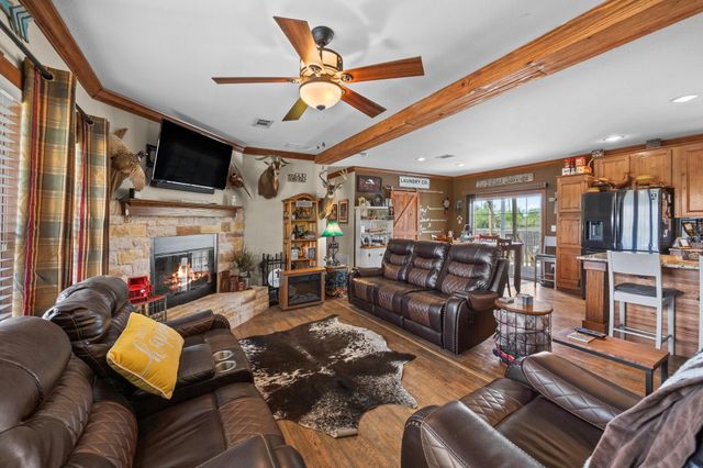 3518 Oil Field Road, Bellville, TX 77418