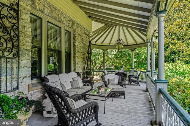 500 CHESTER AVE, Moorestown, NJ 08057