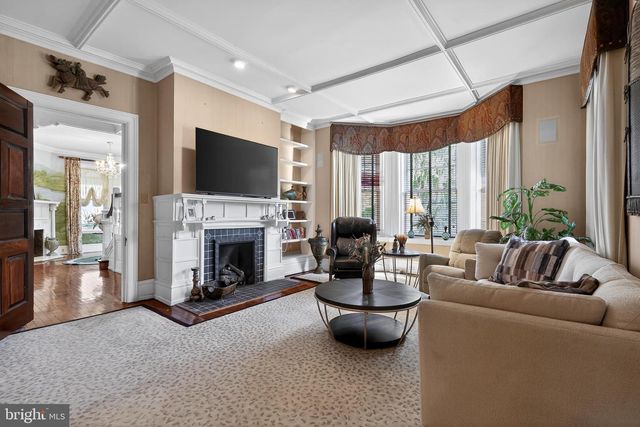 500 CHESTER AVE, Moorestown, NJ 08057