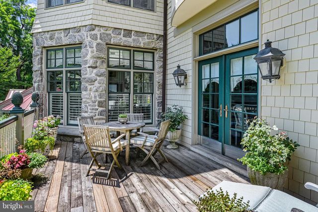 500 CHESTER AVE, Moorestown, NJ 08057