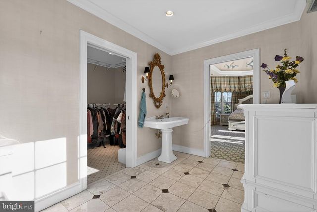 500 CHESTER AVE, Moorestown, NJ 08057