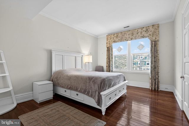 500 CHESTER AVE, Moorestown, NJ 08057