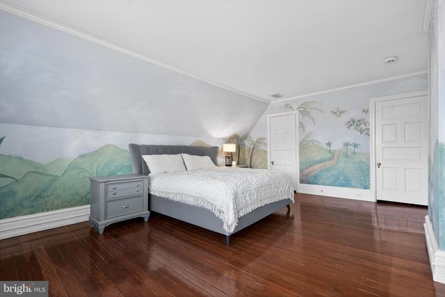 500 CHESTER AVE, Moorestown, NJ 08057