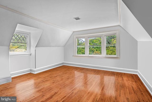 500 CHESTER AVE, Moorestown, NJ 08057