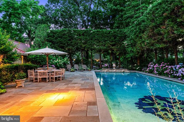 500 CHESTER AVE, Moorestown, NJ 08057