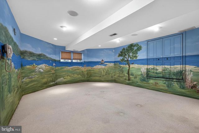 500 CHESTER AVE, Moorestown, NJ 08057