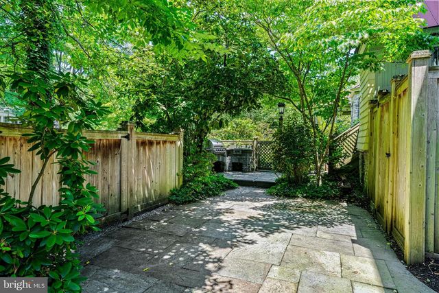 500 CHESTER AVE, Moorestown, NJ 08057