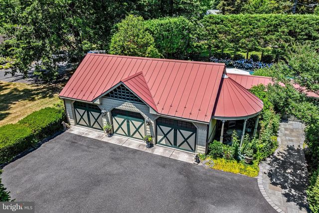 500 CHESTER AVE, Moorestown, NJ 08057