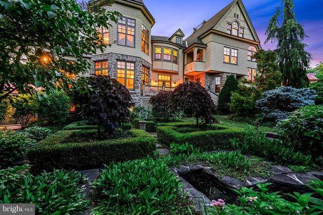 500 CHESTER AVE, Moorestown, NJ 08057