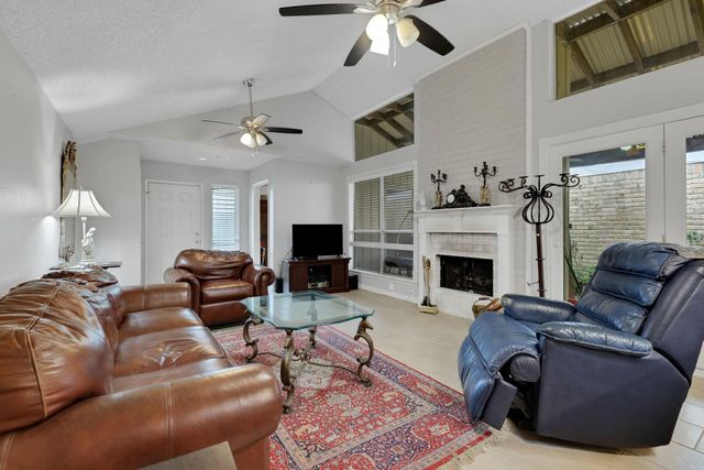 1912 Trixie Lane, Houston, TX 77042