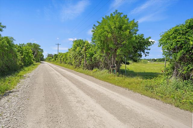 441 County Rd 2418 Road, Hillsboro, TX 76645