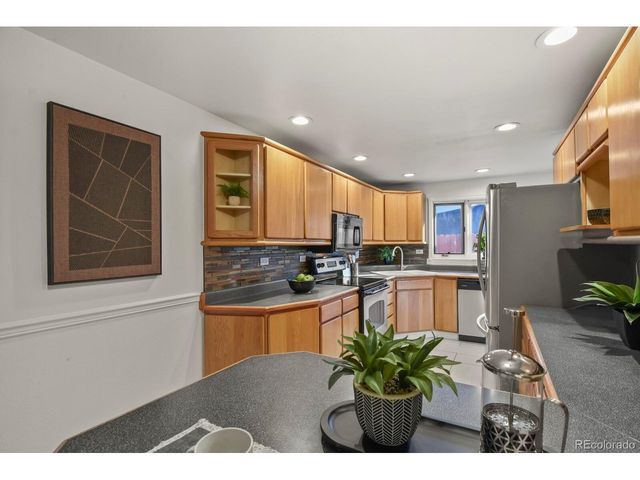 4570 Quay St, Wheat Ridge, CO 80033