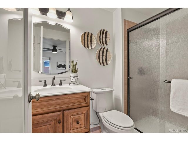 4570 Quay St, Wheat Ridge, CO 80033