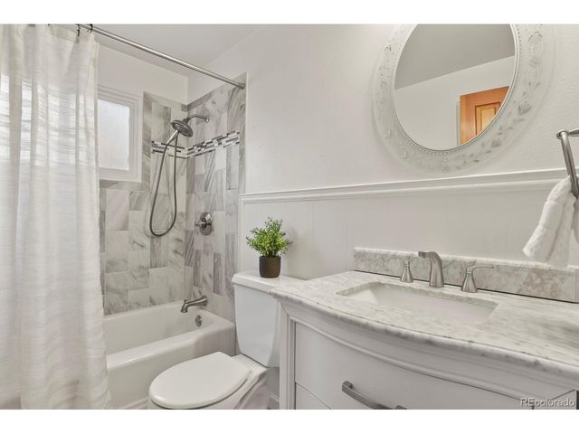 4570 Quay St, Wheat Ridge, CO 80033