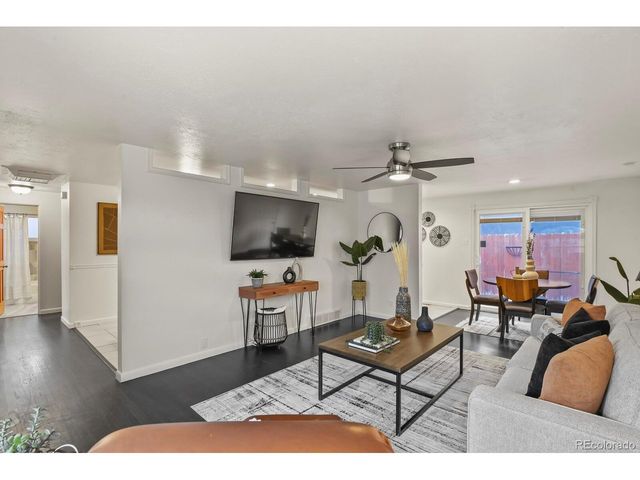 4570 Quay St, Wheat Ridge, CO 80033