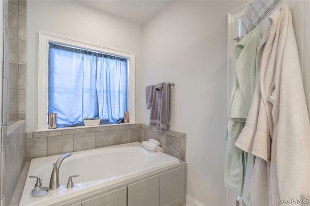 1372 Witherspoon Drive, Prattville, AL 36066