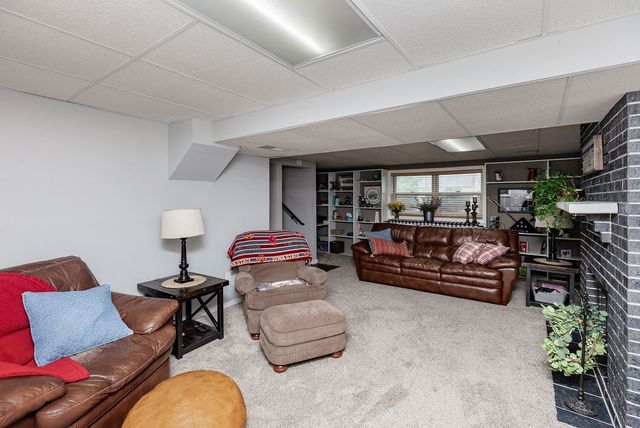 4846 Candlewick Drive, Norwalk, IA 50211