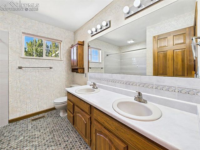 611 Q Street, Penrose, CO 81240