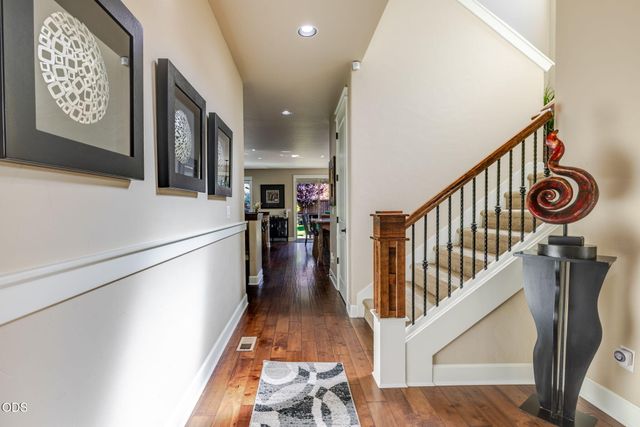 61144 Manhae Lane, Bend, OR 97702